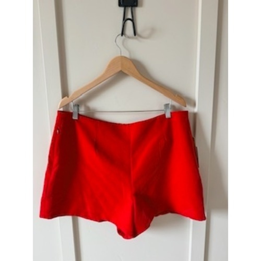 1.STATE Womens Red High Rise Tailored Shorts Size 18 NWT